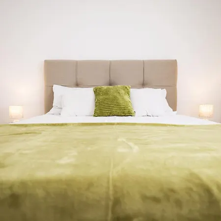 Diklo - Modern 2 Bedroom דירה *