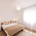 Diklo - Modern 2 Bedroom Διαμέρισμα