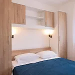 Diklo - Modern 2 Bedroom Διαμέρισμα