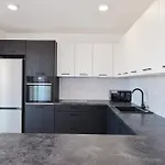 Διαμέρισμα Diklo - Modern 2 Bedroom *