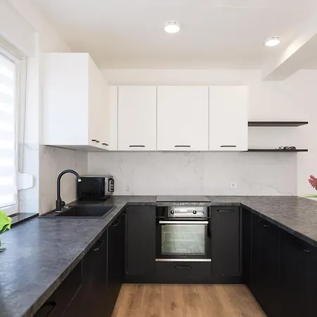 Diklo - Modern 2 Bedroom 아파트 자다르