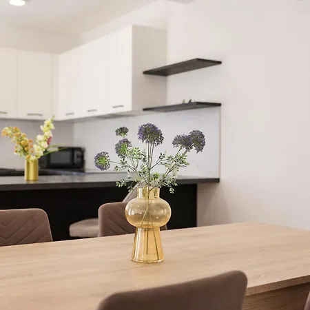 Diklo - Modern 2 Bedroom