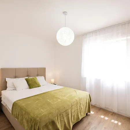Diklo - Modern 2 Bedroom * זאדאר
