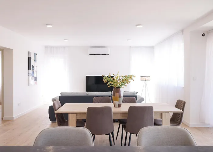 Diklo - Modern 2 Bedroom זאדאר