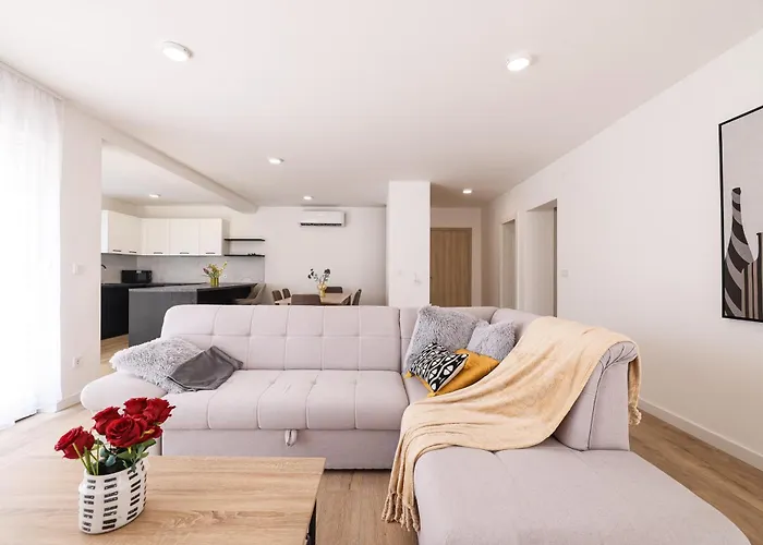 Diklo - Modern 2 Bedroom